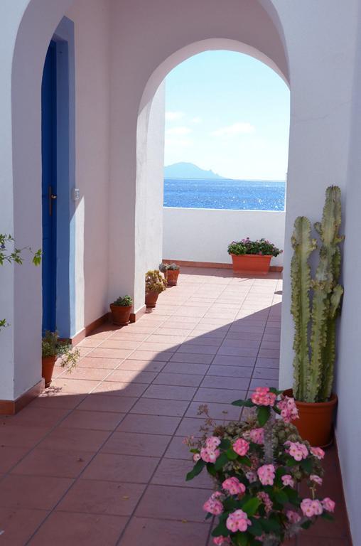 Hotel Punta Barone Santa Marina Salina Exterior foto